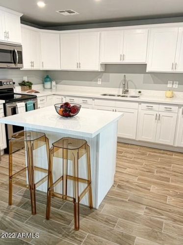 2102 71 Ave, Phoenix AZ 85033-1460 exterior