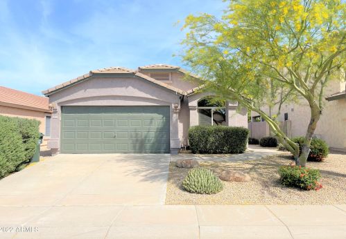 4840 Abraham Ln, Phoenix AZ  85054-6108 exterior