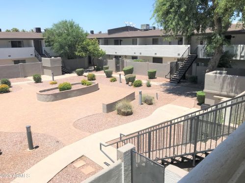 810 Colter St, Phoenix AZ  85014-3135 exterior