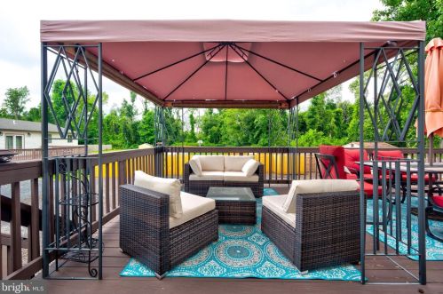 833 Boundary Rd, West Deptford NJ 08096-3614 exterior