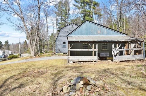 9 Knollwood Rd, Worcester MA 01612-1326 exterior