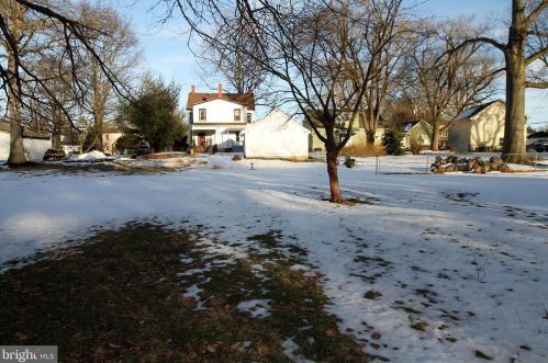 41 Paxson Ave, Trenton NJ 08690-1912 exterior