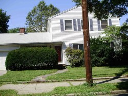 25 Walnut Hill Rd, Newton, MA 02459-2643