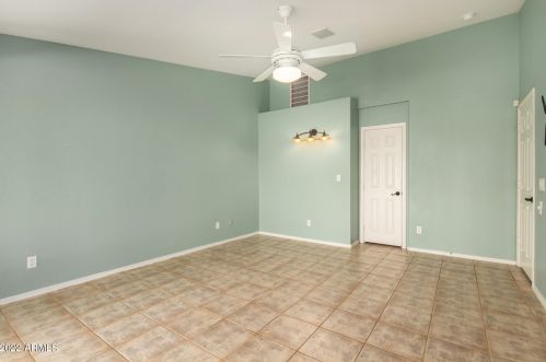 2712 Beautiful Ln, Phoenix AZ 85042-7073 exterior