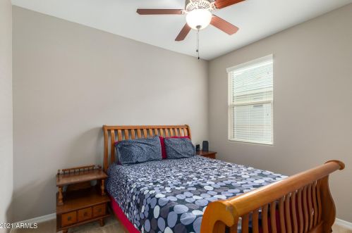 2316 Beautiful Ln, Phoenix AZ 85042-7116 exterior