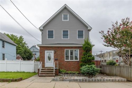 27 Lincoln Ave, Carteret, NJ 07008-3122