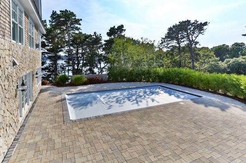 558 Fox Hill Rd, Chatham MA 02633-1412 exterior