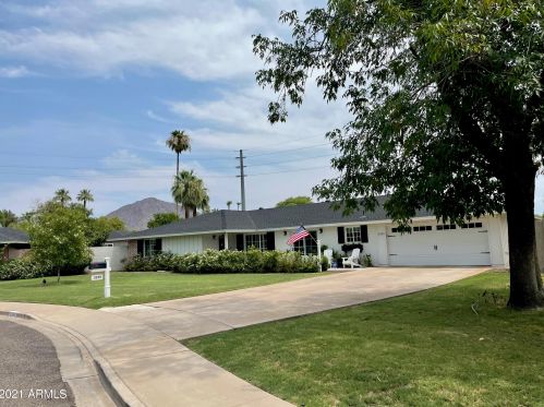 3339 47th Pl, Phoenix, AZ 85018-6057