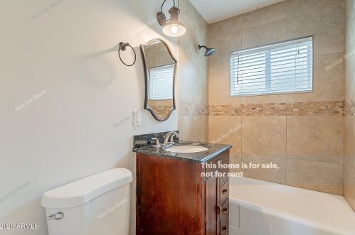 1502 Edgemont Ave, Phoenix AZ 85035-1916 exterior