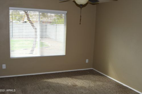 4061 Aster Dr, Phoenix AZ 85032-7318 exterior