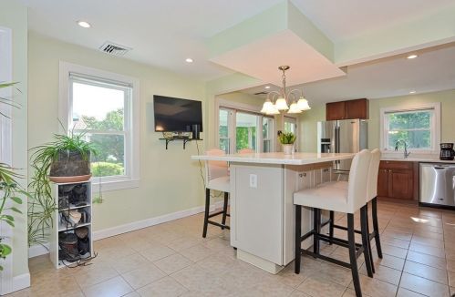 109 Flagg St, Worcester MA  01602-1454 exterior