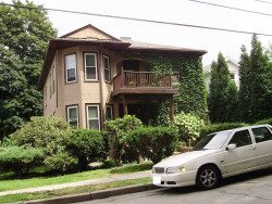 76 Circuit Ave, Newton, MA 02461-1603