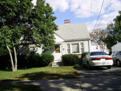 28 Dearborn St, Newton, MA 02465-1534