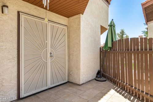 16402 31st St, Phoenix AZ 85032-3042 exterior