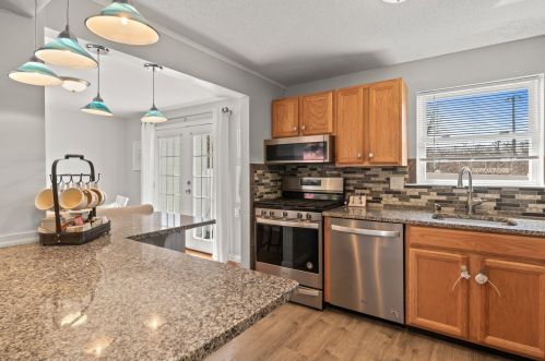 48 Pine Valley Dr, Falmouth MA  02540-2923 exterior