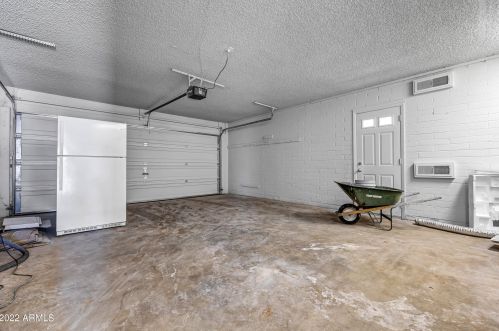 3309 Cholla St, Phoenix AZ 85029-3817 exterior