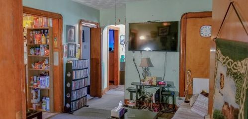 1665 Bay St, Fall River MA 02721-1006 exterior