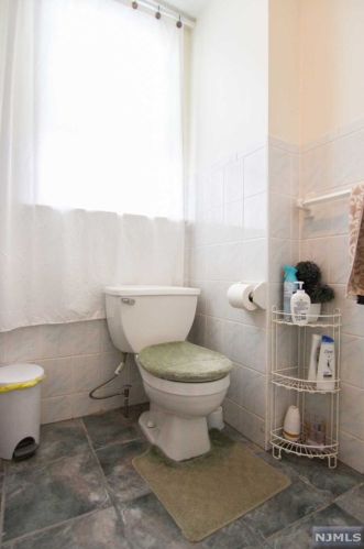 789 Kearny Ave, Kearny NJ 07032-2507 exterior