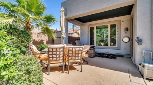 3017 Eagle Claw Dr, Phoenix AZ 85086-2113 exterior