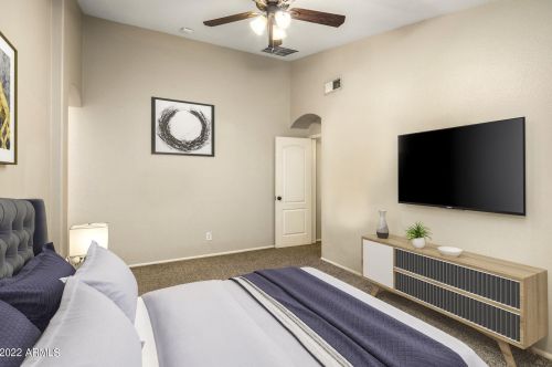 2440 Blue Sky Dr, Phoenix AZ  85085-4761 exterior