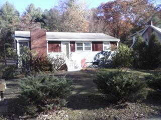 24 Riverside Dr, North Reading MA  01864-2964 exterior