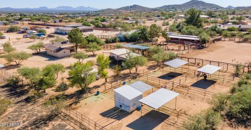 35220 3rd Ave, Phoenix AZ 85027-5908 exterior