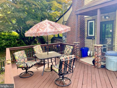 45 Elm Ave, West Deptford NJ 08051-1510 exterior