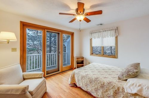 70 Ellisville Rd, Plymouth MA 02360-1348 exterior