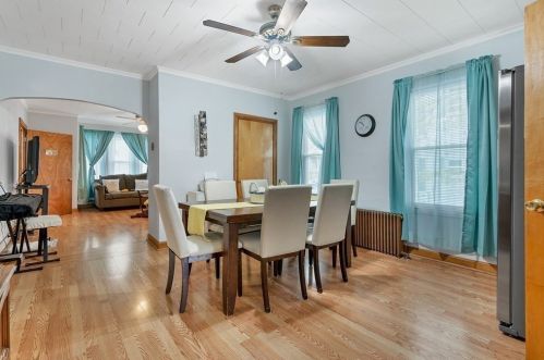 138 Oliver St, Fall River MA 02724-2918 exterior