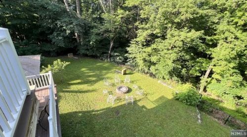 385 Stonetown Rd, Skyline Lakes NJ  07456-1308 exterior