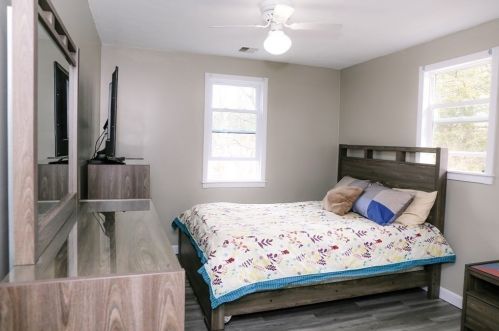 135 Highland St, Taunton MA 02780-4730 exterior