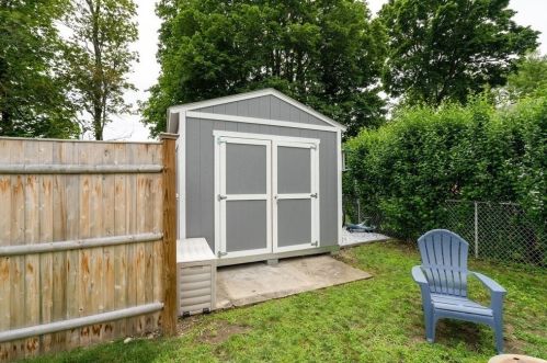 643 Adams St, Milton MA 02186-5603 exterior