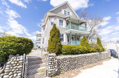 143 Lowell St, Methuen MA 01844-6825 exterior