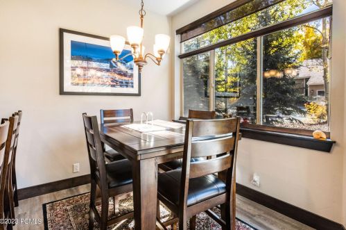 1390 Mdw Loop Rd, Park City UT 84098-5945 exterior