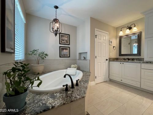 11436 27th St, Phoenix AZ 85028-1802 exterior