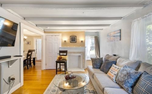 186 Mt Vernon St, Lawrence MA 01843-3302 exterior