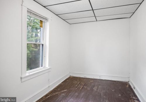 1943 Cooper St, West Deptford NJ 08096-3810 exterior