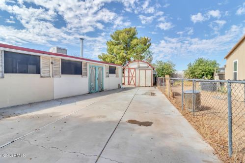 18438 2nd Pl, Phoenix AZ 85022-1011 exterior