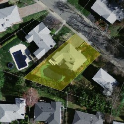 81 Nardell Rd, Newton MA  02459-2823 aerial view