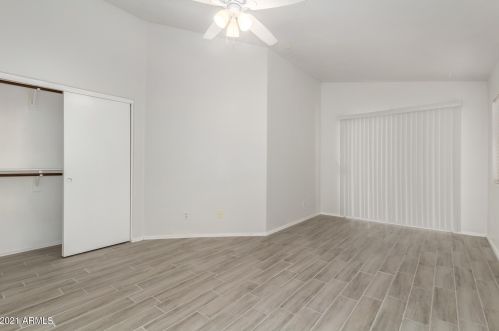 1338 Angela Dr, Phoenix AZ 85032-2348 exterior