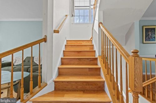 13 Equestrian Dr, Burlington NJ 08016-3065 exterior