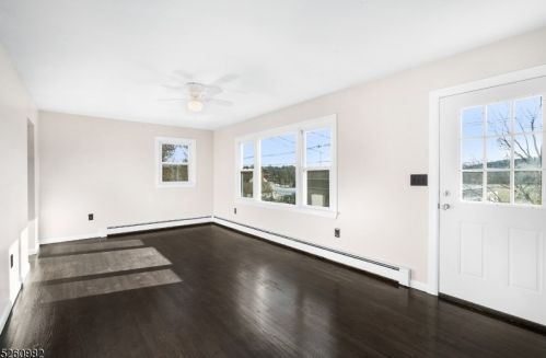 20 Loomis Ave, Wantage NJ  07461-2214 exterior