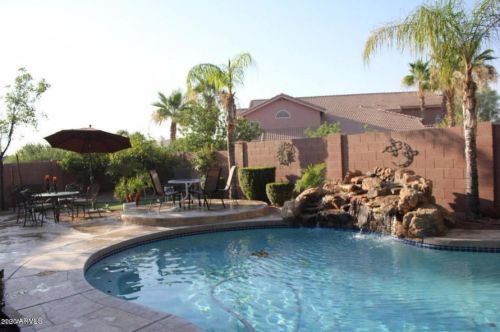 3213 Desert Flower Ln, Phoenix, AZ 85044-8713