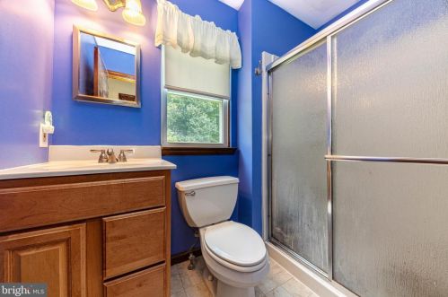 34 Pelham Dr, West Deptford NJ 08051-1736 exterior