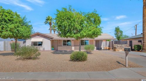 808 Cinnabar Ave, Phoenix AZ 85020-1736 exterior