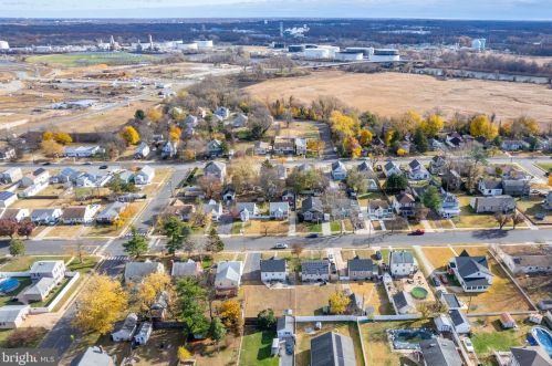 413 Beacon Ave, West Deptford NJ  08066-1152 exterior