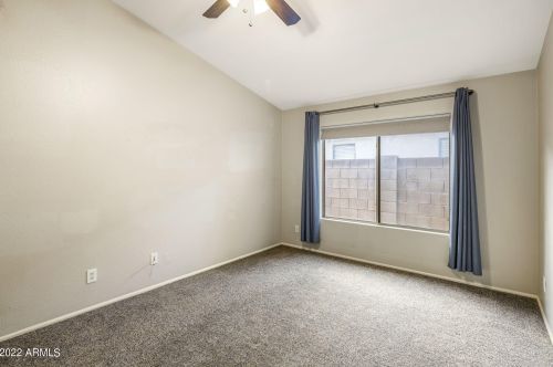 2440 Blue Sky Dr, Phoenix AZ  85085-4761 exterior