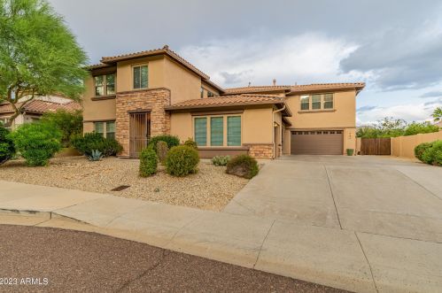 26417 57th Dr, Phoenix, AZ 85083-1239
