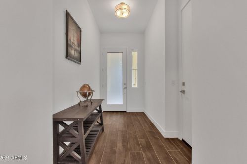 3200 39th St, Phoenix, AZ 85018-6463