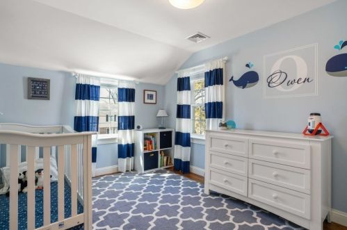 58 Taylor Ave, Dedham MA 02026-5104 exterior